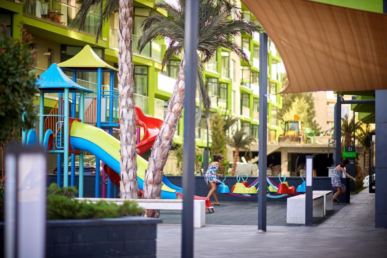 Melisea Aparthotel Pool & Spa Mamaia Nord Нэводари Экстерьер фото